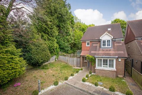 The Acacia House, 2 High Tree Close, Purley, CR8 2FL