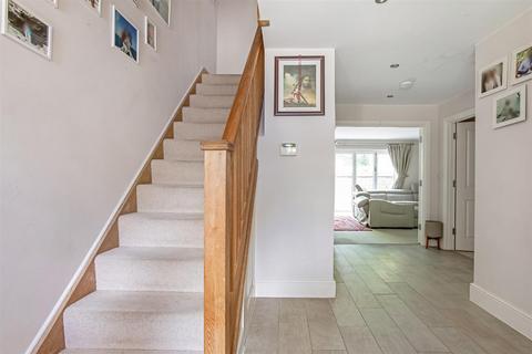 The Acacia House, 2 High Tree Close, Purley, CR8 2FL