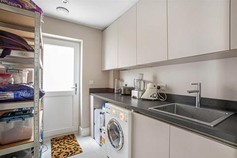 The Acacia House, 2 High Tree Close, Purley, CR8 2FL