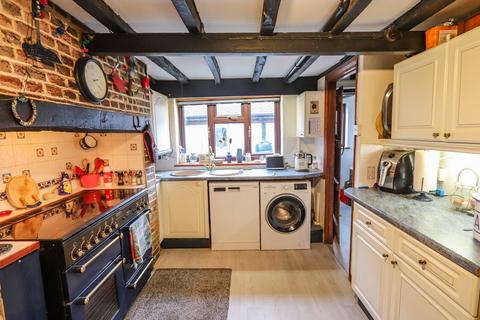 2 bedroom semi-detached house for sale, Denbigh Road, Hooe, TN33