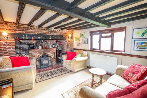 2 bedroom semi-detached house for sale, Denbigh Road, Hooe, TN33