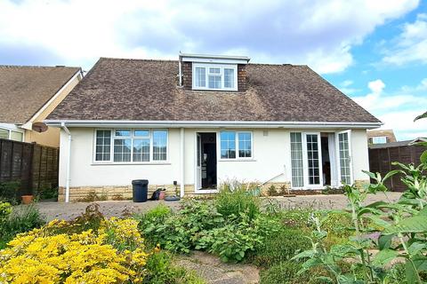3 bedroom detached house for sale, Haven Gardens New Milton Hampshire BH25