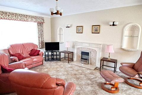 3 bedroom detached house for sale, Haven Gardens New Milton Hampshire BH25