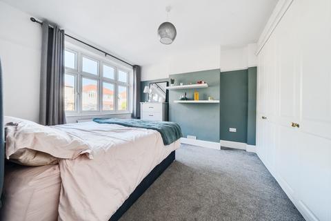 2 bedroom maisonette for sale, Parkview Road, London