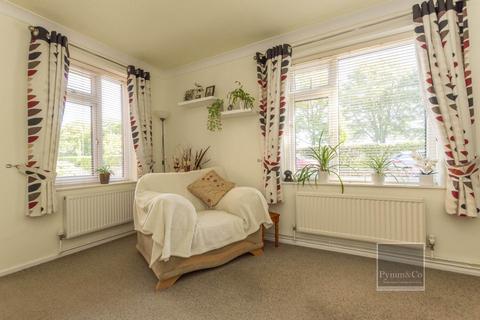 2 bedroom flat for sale, Lakenham Road, Norwich NR4