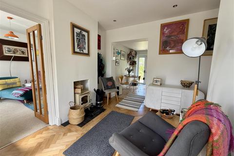 3 bedroom detached bungalow for sale, West View Road, Off Rew Street, Gurnard