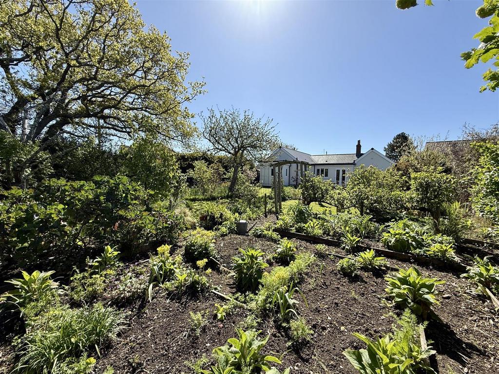 Rear Garden: