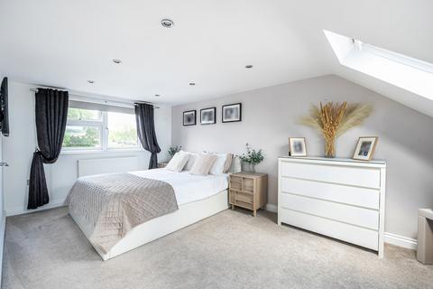 1 Colburn Way, Sutton, SM1 3AU