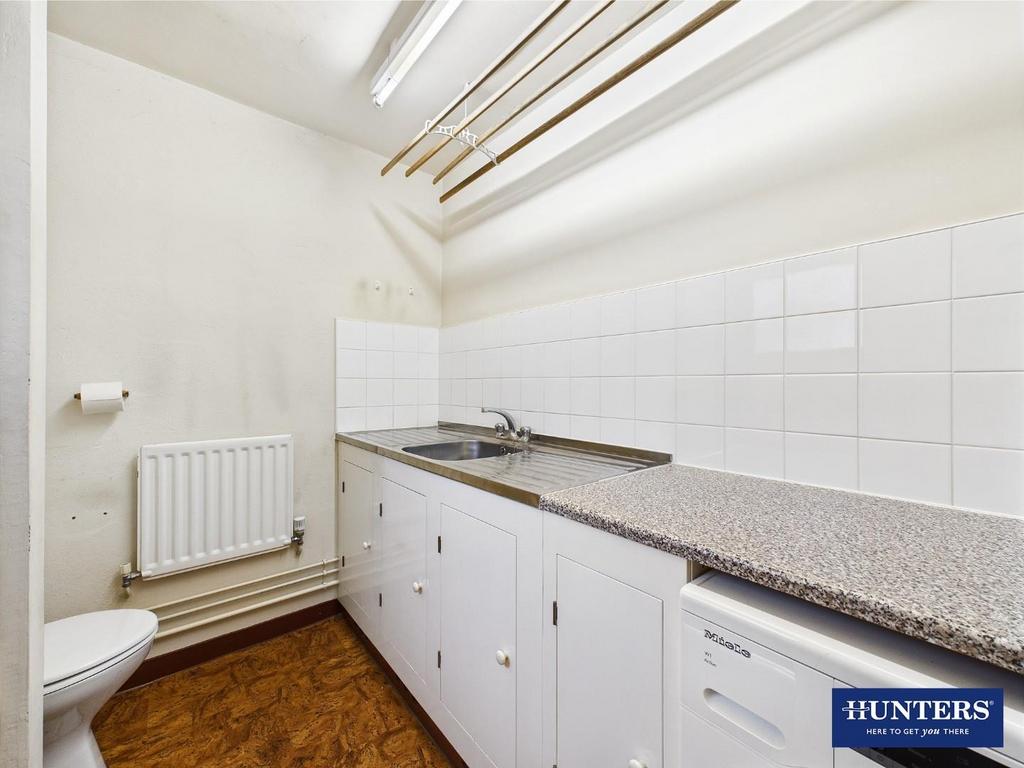 Utility Room/WC