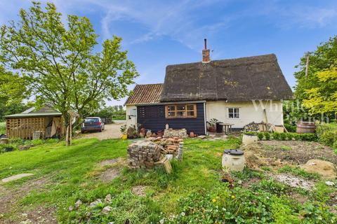 3 bedroom cottage for sale, Thetford Road, South Lopham