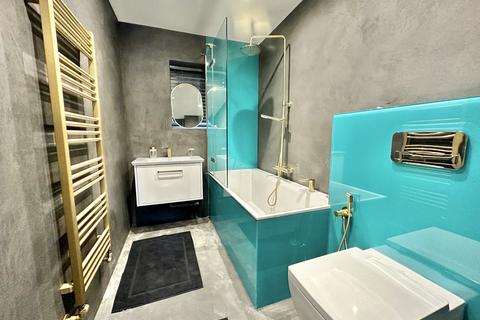 77 Barnfield Place, London, E14 9YB