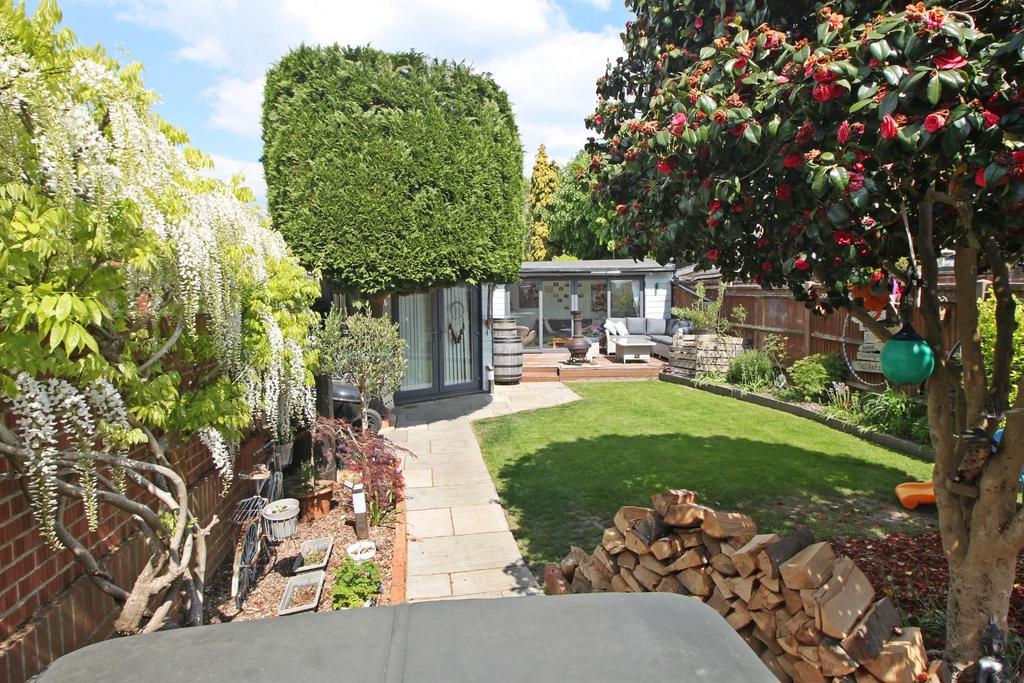 Garden 3.JPG