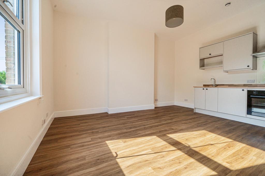 Kitchen / Living Room