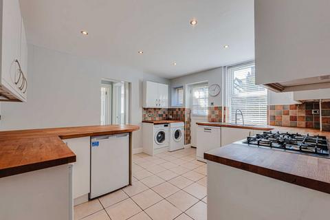 3 bedroom apartment for sale, Elm Road, Leigh-on-sea, SS9