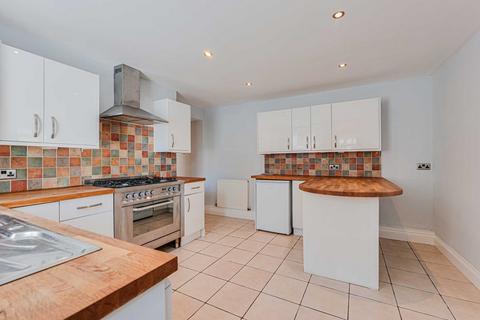 3 bedroom apartment for sale, Elm Road, Leigh-on-sea, SS9