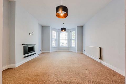 3 bedroom apartment for sale, Elm Road, Leigh-on-sea, SS9