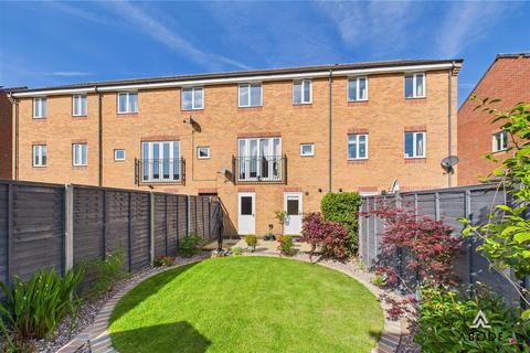 3 bedroom townhouse for sale, Clough Drive, Burton-On-Trent DE14