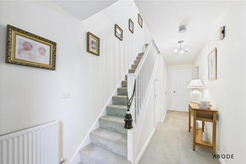 3 bedroom townhouse for sale, Clough Drive, Burton-On-Trent DE14