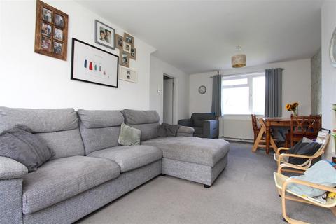 undefined, Caernarvon Road, Keynsham, Bristol