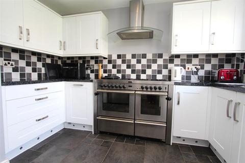 undefined, Caernarvon Road, Keynsham, Bristol