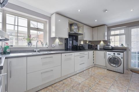 5 bedroom detached house for sale, Cromwell Park Place, Folkestone, CT20