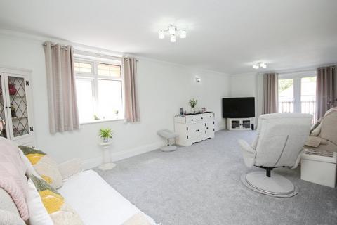 2 bedroom apartment for sale, Penn Hill Avenue, PENN HILL, BH14