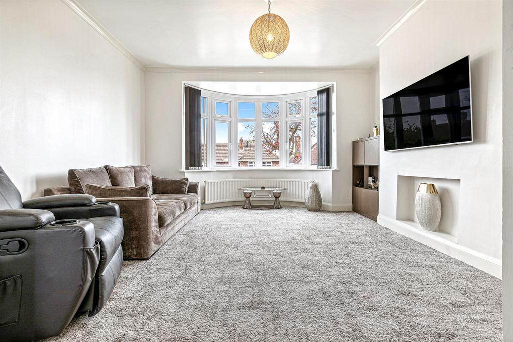 Dining room / bedroom 4
