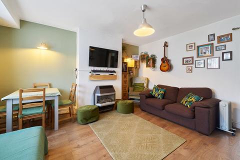 3 bedroom terraced house for sale, Allington Place, Chester CH4