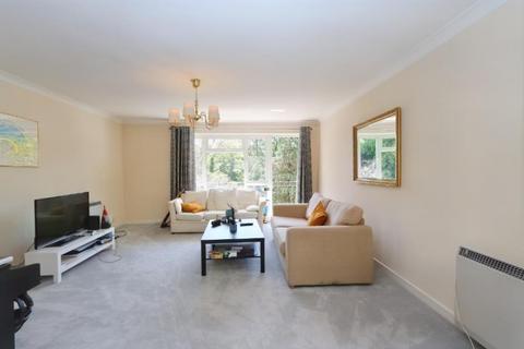 2 bedroom apartment to rent, Woodville Gardens, Surbiton KT6
