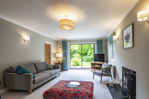 19 Hill Gardens, Streatley, Reading, RG8 9QF