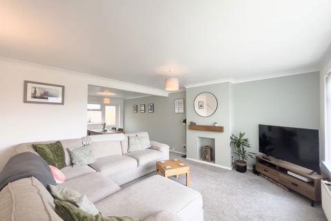 495 Topsham Road, Exeter, EX2 7AQ