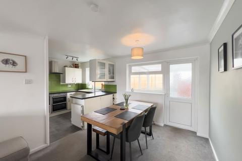 495 Topsham Road, Exeter, EX2 7AQ