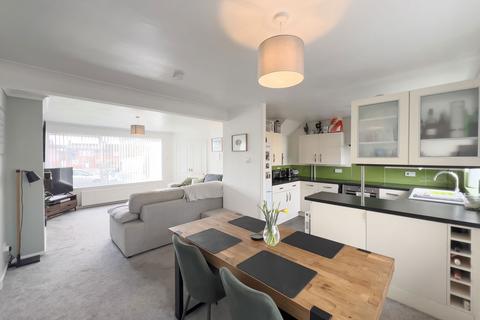 495 Topsham Road, Exeter, EX2 7AQ