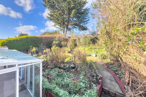 9 Minster Road, Exminster, Exeter, EX6 8BH