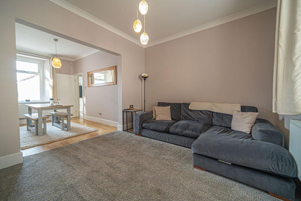 Living Room/Dining Room
