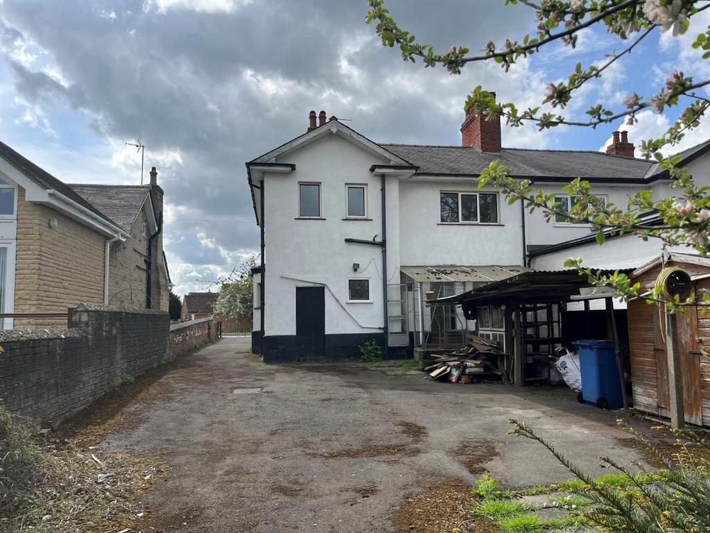 Rear view of property 1.jpg