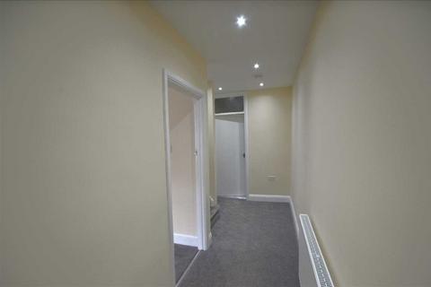 3 bedroom end of terrace house to rent, Nelson Street, East Ham