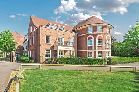 1 bedroom apartment for sale, Hawthorn Lodge, Farnham GU9