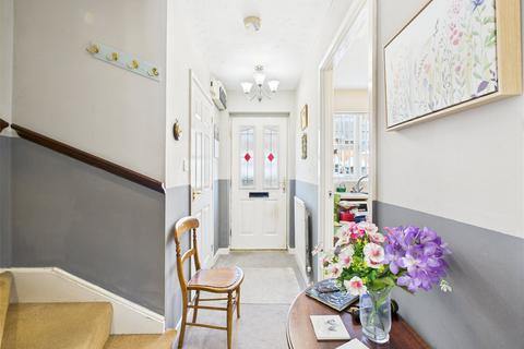 2 bedroom terraced house for sale, Hill Close, Bristol BS16
