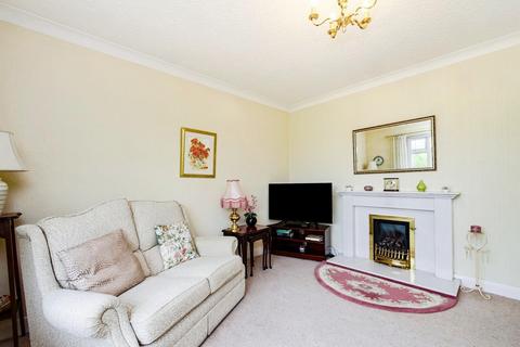 8 Cherry Garth, York, YO31 0PA