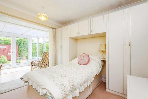 8 Cherry Garth, York, YO31 0PA