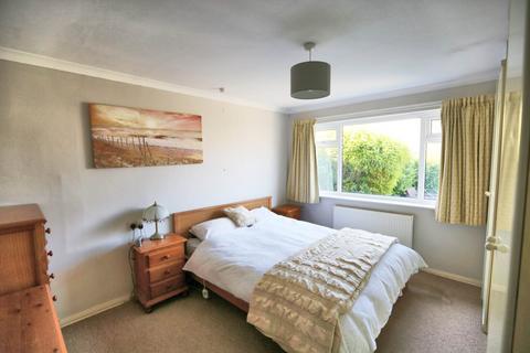8 Beechway, Bollington, Macclesfield, SK10 5NN