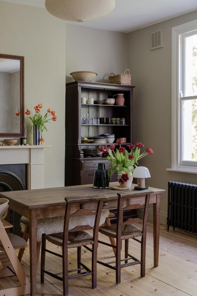 280665 - Greenwood Road, London E8 - high res -...