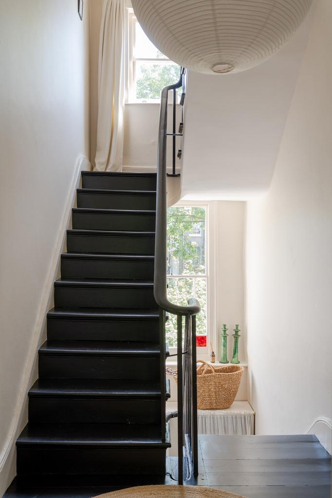 280667 - Greenwood Road, London E8 - high res -...
