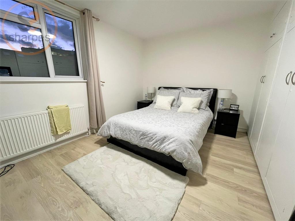7. bedroom