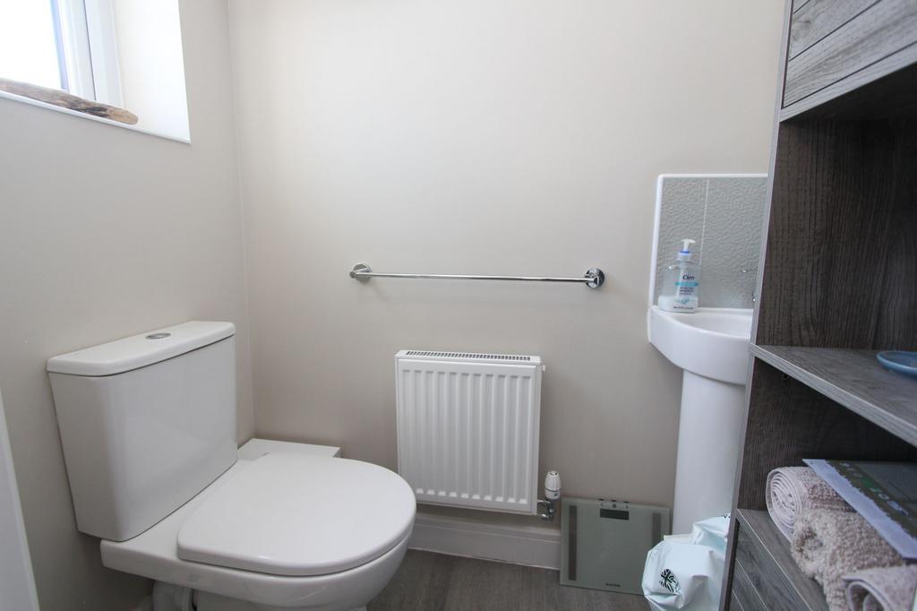 Cloakroom/WC