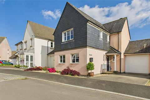 48 Boconnoc Avenue, Callington, PL17 7TW