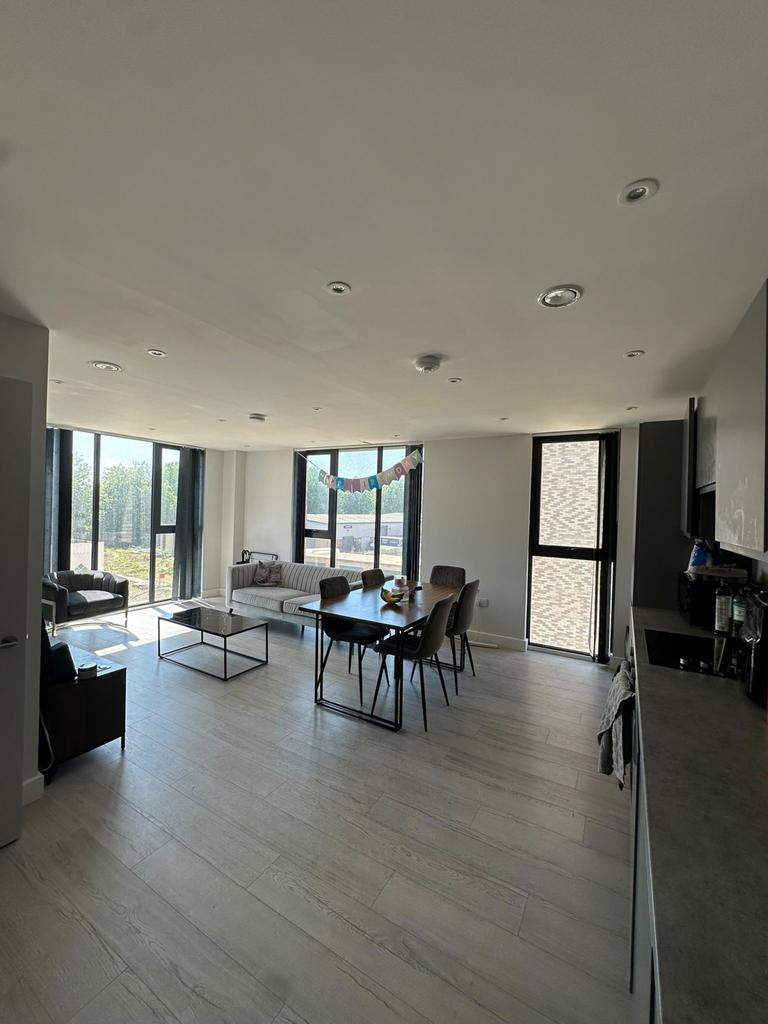 3 bed flat