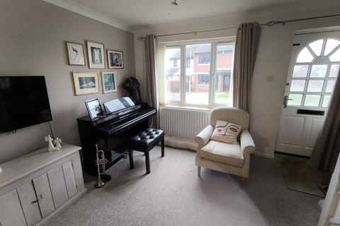 4 Benslys Drift, Halesworth, IP19 8RS