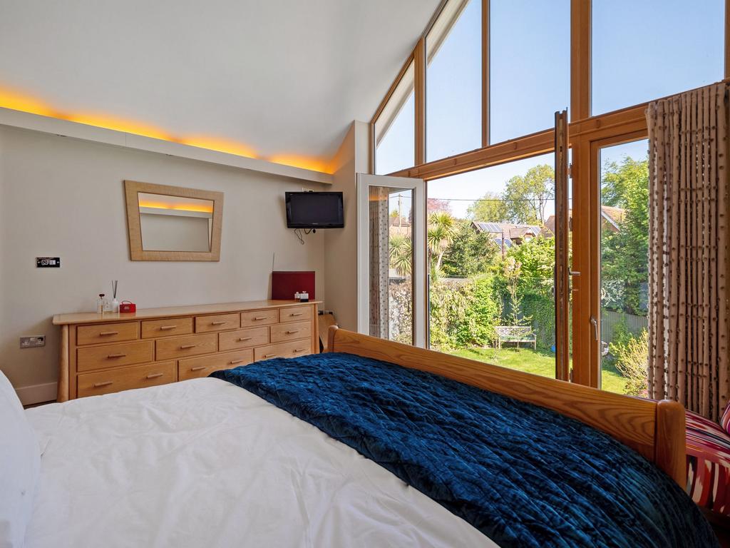 Principal bedroom